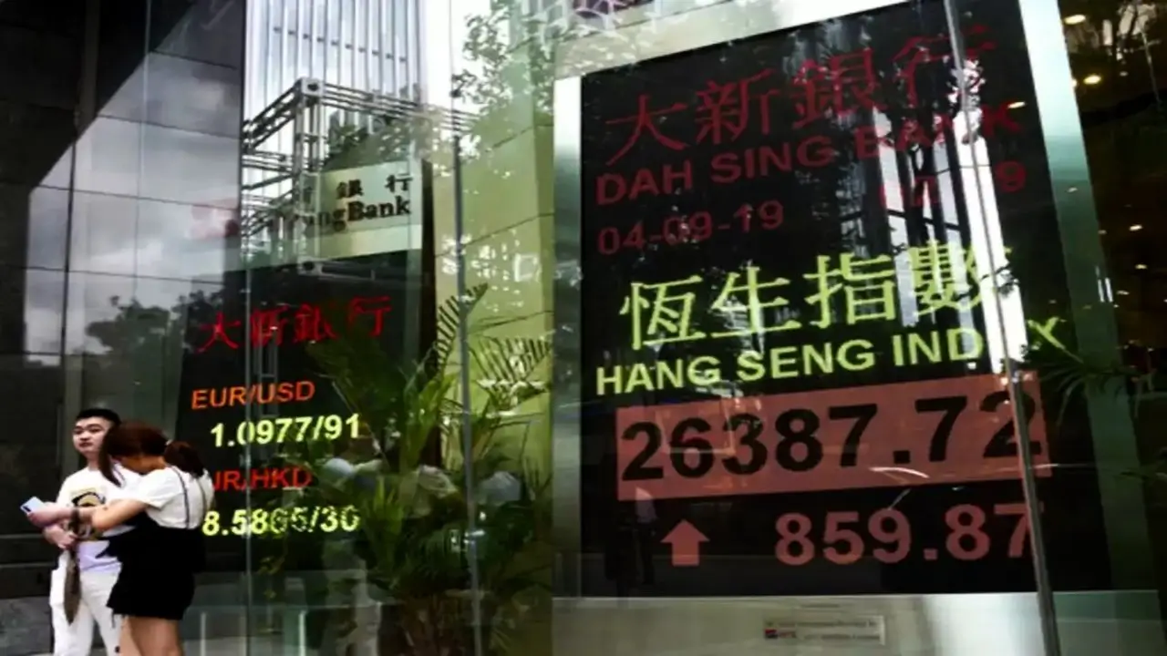 Hang Seng Stuns Investors: From Early Losses to a Powerful Late Surge—What Sparked the Sudden Comeback?
