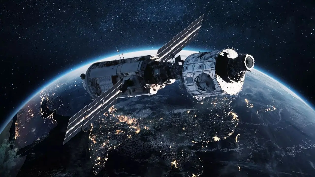 NASA’s Lost Spacecraft Is Falling Back to Earth — Scientists Warn the Uncontrolled Plunge Could Scatter Debris Across the Planet